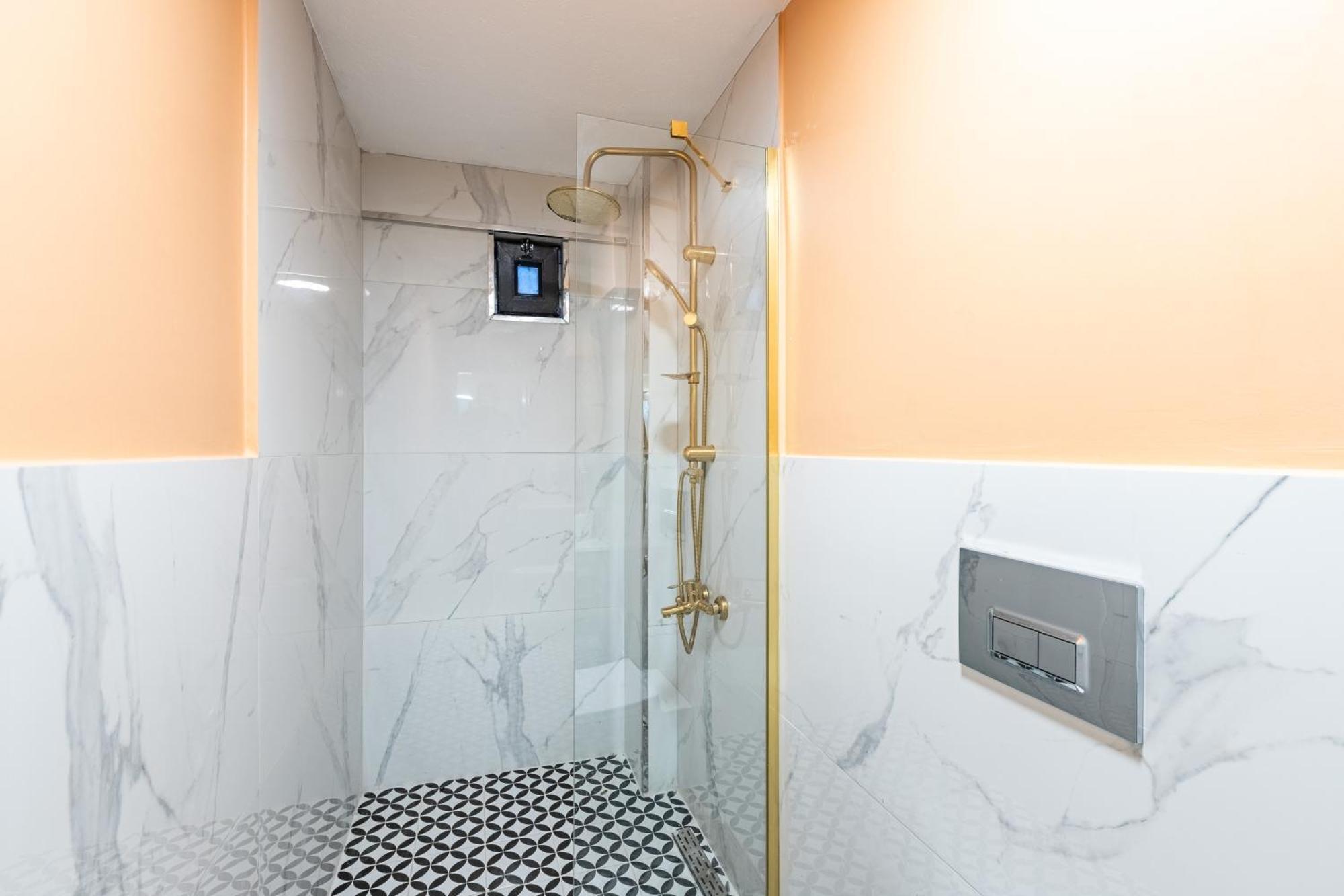Kiztasi Apartments-orange And Blue Appartamento *
